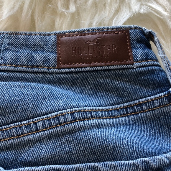 HOLLISTER JEANS - Picture 4 of 9